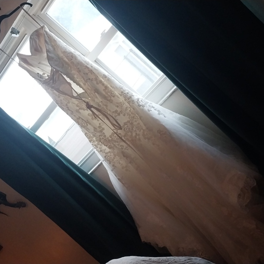 Maggie Sotero Wedding Gown NWT